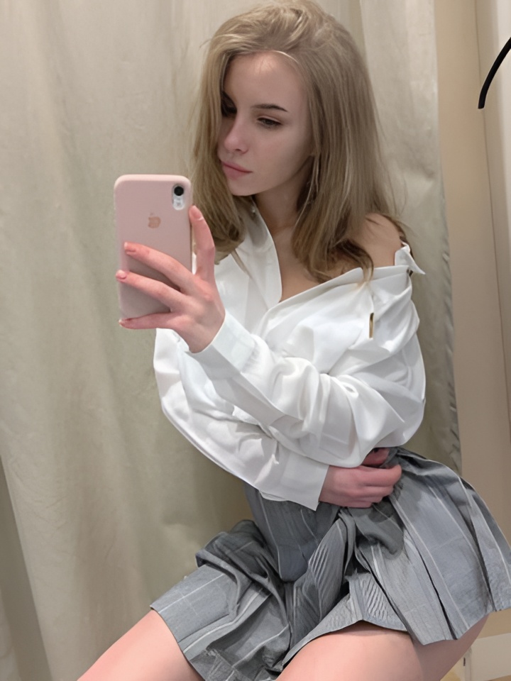 Сесилия привлекальеная девушка из Ирмино цена от 2500 руб