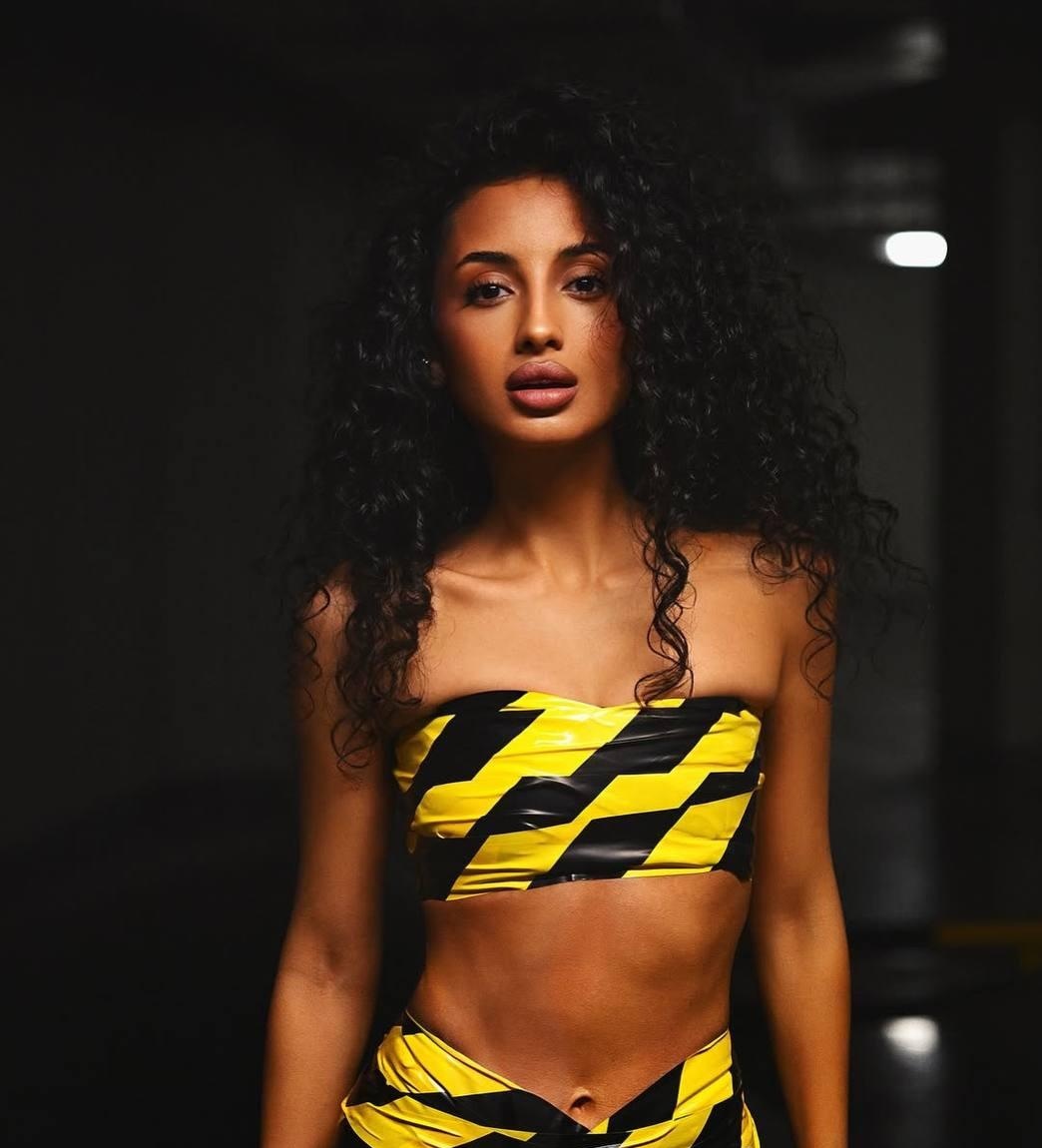 Луиза привлекальеная девушка из Ирмино цена от 6000 руб