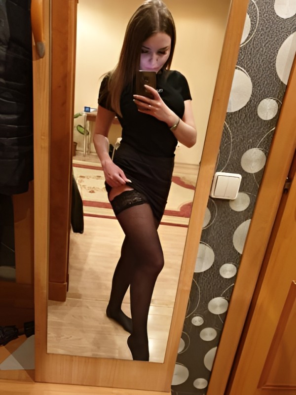 Ирина привлекательная девушка из Ирмино цена от 2500 руб