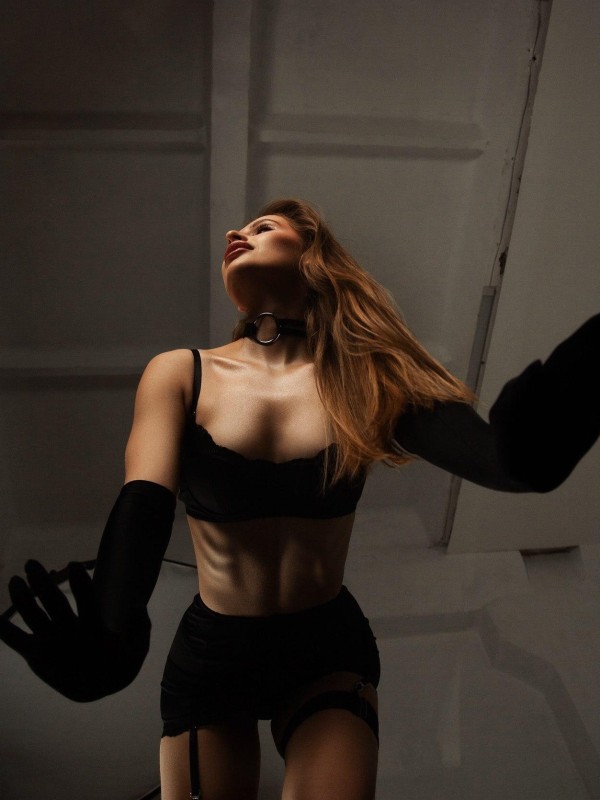 Молли привлекательная девушка из Ирмино цена от 6000 руб