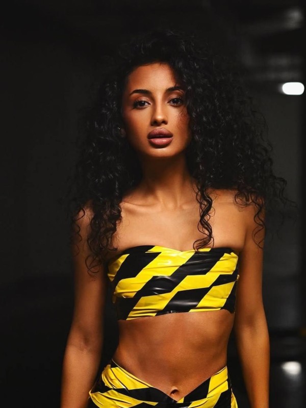 Луиза привлекательная девушка из Ирмино цена от 6000 руб